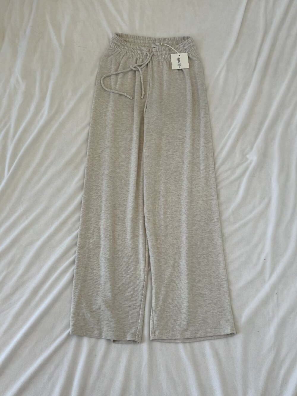 ✨NWT Aritzia Recharge Pants - Heather Light Oatmeal - Size M